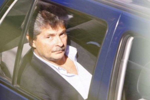 SOV, reţinut de Poliţie: a vrut să părăsească ţara cu documente false